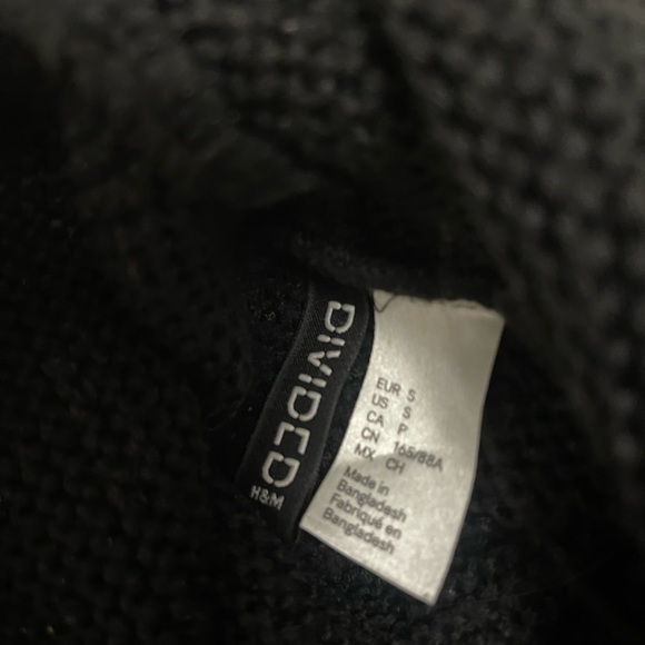 Black turtleneck sweater - Picture 5 of 5